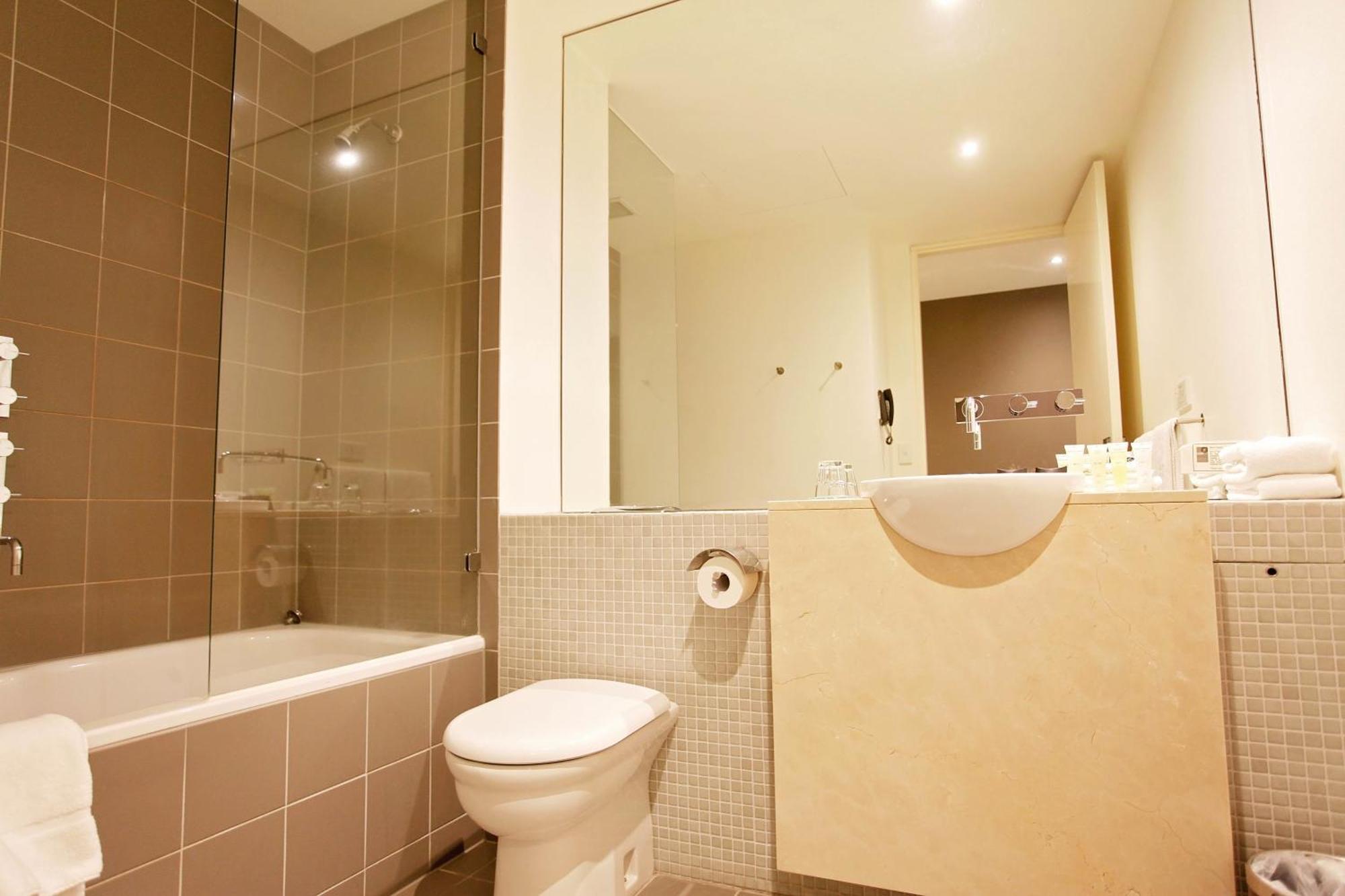 Golden Pebble Hotel Wantirna Cameră foto